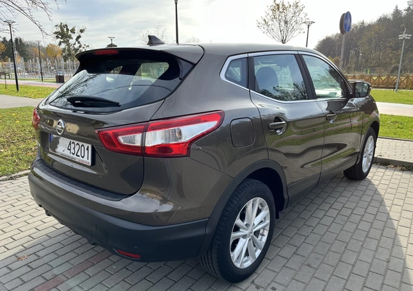 Nissan Qashqai cena 48800 przebieg: 102112, rok produkcji 2014 z Kętrzyn małe 704